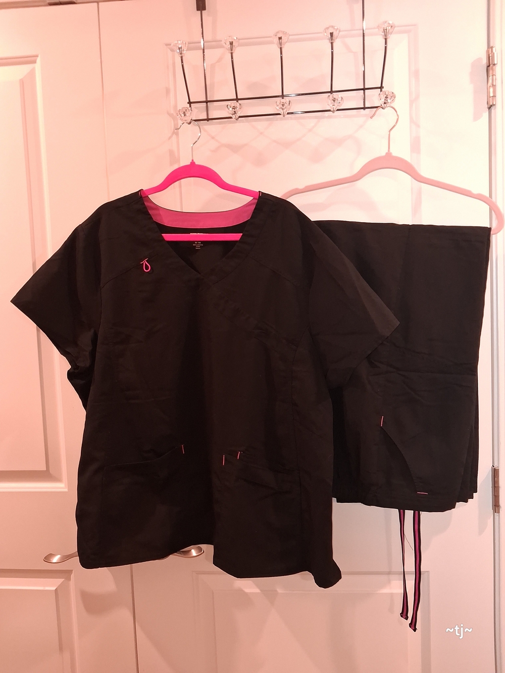 14-Piece Plus Size Scrubs Lot – 3XL – Good Condition